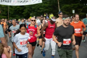 Runners starting the race on Good Neighbor Day